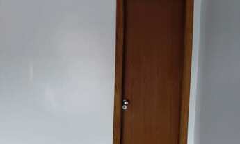 Imagem 6: Vendo excelente imóvel com casa de 2 qts e 2 lojas