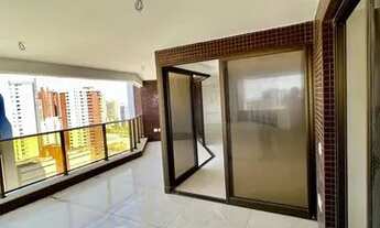 Imagem 3: Apartamento de 235m² no bairro Meireles, 3 suítes, 4 vagas, vista mar