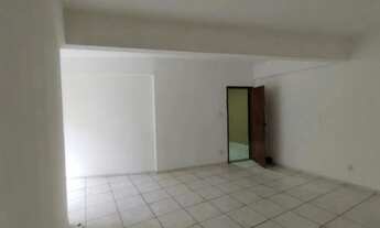 Imagem 4: VF56SE - Apartamento com 2 quartos, quarto e banheiro de serviço na R. Domingos Marreiros