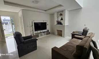 Imagem 5: Casa em Porto Alegre, no bairro Hípica, com 3 dormitório(s), e 3 banheiros, à venda