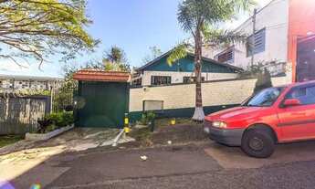 Imagem 3: CASA 03 dormitórios, 2 suítes, 216m² privativos com piscina no BAIRRO MEDIANEIRA