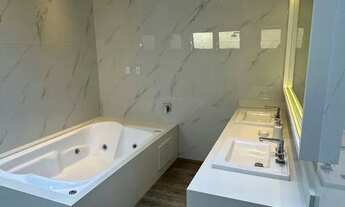 Imagem 4: CASA LINDA NOVA Casa com 4 dormitórios