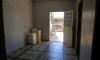 Imagem 6: QR 110 Sobrado com 3 Casas com 2 Quartos Lado Metrô Escriturado em Samambaia Sul DF