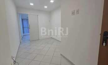 Imagem: Centro Empresarial Office Tower- 30m2