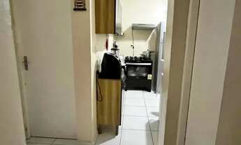 Imagem 5: Vendo Apto no Resid.Marina Clube, c/ 2 quartos, sala conjugada, cozinha americana, wc soci