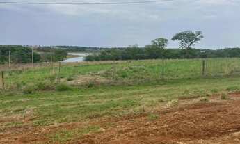 Imagem 7: Terreno/Rancho pé na água