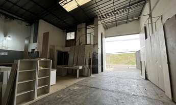 Imagem 3: Barracão à Venda em Excelente Localização na Margem da PR-445, Cambé