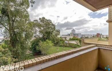 Imagem 12: Casa para comprar com 4 dormitórios , 37313 m² por R$ 990.000,00 - Menino Deus