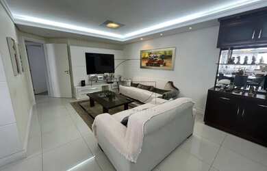 Imagem 4: Apartamento 3 dormitórios com venda EXCLUSIVA no Regents Park centro de Florianópolis