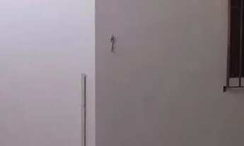 Imagem 2: Casa 2 Quartos no Teixeiras, 2 Vagas - 01