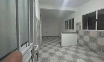 Imagem: Casa (Padrão), com 2 quartos e 1 banheiros