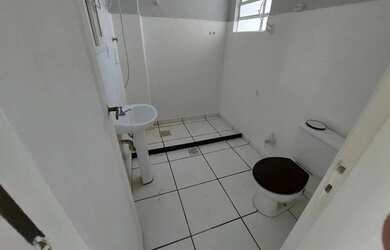 Imagem 6: Apto Centro, amplo, fino trato, Rua Paulo Barbosa, excelente preço - Petrópolis - RJ