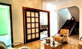 Imagem 2: Casa em Rua Queluzita - Fernão Dias - Belo Horizonte/MG