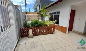 Imagem: Casa em excelente localização no bairro