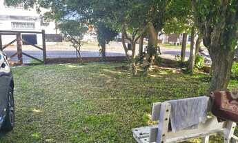 Imagem: Sobrado na praia de Capão Novo