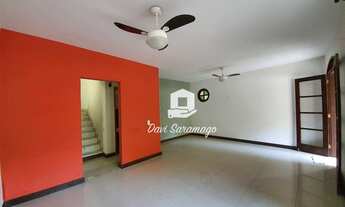 Imagem: Casa com 4 dormitórios à venda, 180 m²