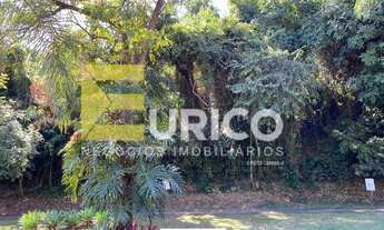 Imagem 6: Terreno à venda com topografia aclive e vista maravilhosa no condominio fechado Vila Hipic