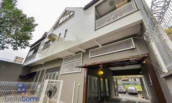 Imagem 2: Excelente Casa com 04 Quartos para Alugar, 438 m² no Bairro São Francisco - Curitiba/PR