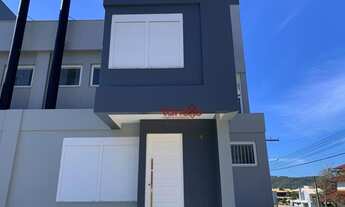 Imagem 2: Sobrado com 3 dormitórios à venda, 194 m² por R$ 1.350.000,00 - Ferraz - Garopaba/SC