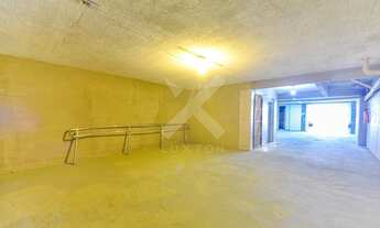 Imagem 3: PORTO ALEGRE - Prédio Inteiro - Mont Serrat