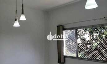 Imagem 2: Apartamento com 2 dormitórios à venda, 55 m² por R$ 130.000,00 - Chácaras Tubalina - Uberl