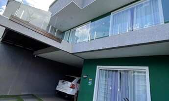 Imagem 2: Sobrado com 3 dormitórios à venda, 223 m² por R$ 790.000,00 - Sítio Cercado - Curitiba/PR