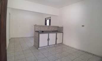 Imagem 2: Casa com 3 dormitórios - 1 Suíte - 142 m2 - Parque dos Coqueiros