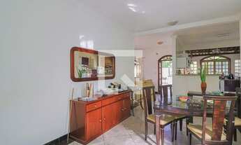 Imagem 7: Casa para Aluguel - Santa Cruz, 3 Quartos, 305 m2