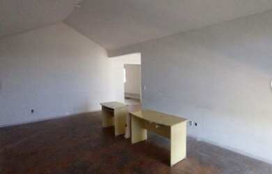 Imagem 6: Casa para Locação/Aluguel - 400m², 4 dormitórios, sendo 1 suites, 2 vagas - Santa Tereza