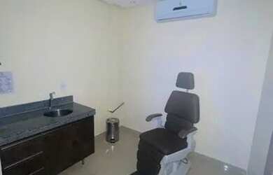 Imagem 3: Vendo Sala Comercial no Shopping Millenium Torre Medical Totalmente Mobiliada/ Financia