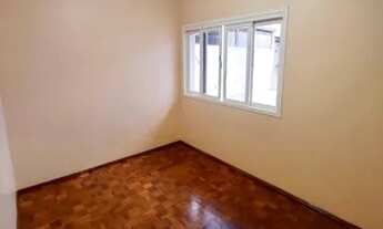 Imagem 2: CAXIAS DO SUL - Casa Padrão - LOURDES