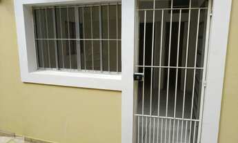 Imagem 2: Ótimo apartamento com 2 quartos, sala, cozinha, 2 banheiros e 1 vaga de garagem