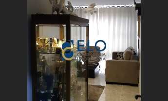 Imagem 5: Dois dormitórios reformado do primeiro andar a quatro quadras da praia com garagem demarc