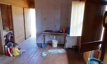 Imagem 5: Casa Com Ponto na Frente Murada