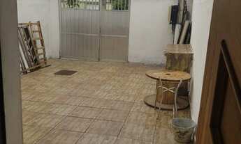Imagem 2: 2 quartos com quintal e garagem no bairro Manoela
