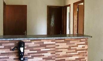 Imagem: Kitinet, valor 590.00 inchuso água, luz