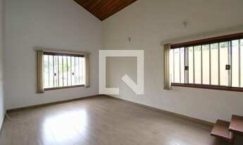 Imagem 2: Casa de Condomínio para Aluguel - Parque Três Meninos, 3 Quartos, 250 m2