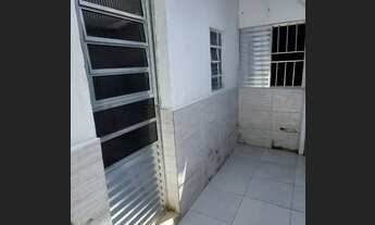 Imagem 2: Casa para aluguel tem 30 metros quadrados com 1 quarto em Vila Sabrina - São Paulo - SP