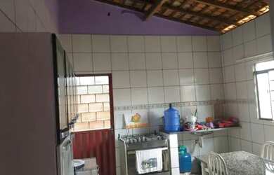 Imagem 5: Casa para venda possui 60 metros quadrados com 4 quartos em Castanheira - Belém - Pará