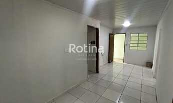 Imagem 7: Casa para alugar, 2 quartos, 1 suíte, 1 vaga, Luizote de Freitas - Uberlândia/MG - R$ 1.20