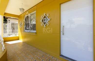 Imagem 3: RARIDADE NO BAIRRO MEDIANEIRA - SOBRADO PRONTO PARA MORAR !!