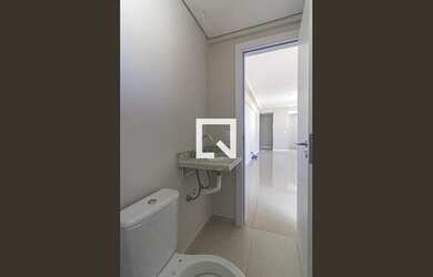 Imagem 7: Apartamento para Aluguel - São João do Rio Vermelho, 2 Quartos, 32 m2