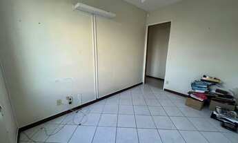 Imagem 2: Apartamento 4/4 á venda na Pituba, 1 suíte, 2 vagas, excelente localização