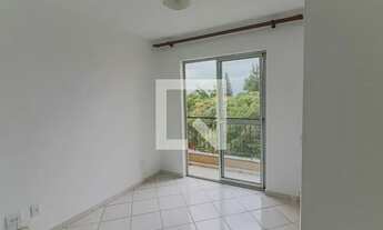 Imagem 2: Apartamento para Aluguel - Jardim Éster Yolanda, 2 Quartos, 57 m2