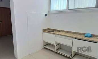 Imagem 7: Sala de frente com vaga