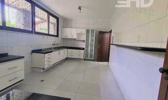 Imagem 2: Imóvel para aluguel e venda possui 530 metros quadrados com 4 quartos em Parque Verde - It