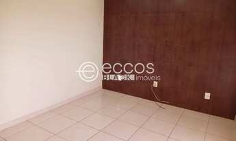 Imagem 14: Casa para aluguel, 4 quartos, 2 suítes, 2 vagas, Jardim das Palmeiras - Uberlândia/MG