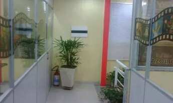 Imagem: Prédio comercial (1° e 2° andar) com