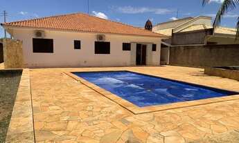 Imagem 5: Casa com 4 quartos, piscina e área gourmet, em Guararapes a 20km de Araçatuba/SP