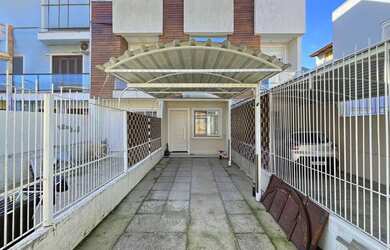 Imagem 2: Casa em Hípica Casa com 2 dormitórios